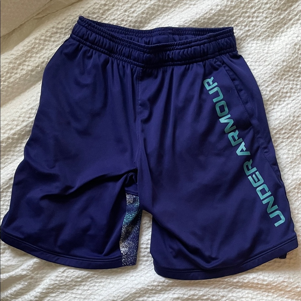 Under Armour Boys Loose Deep Blue Athletic Shorts - Size Youth Medium